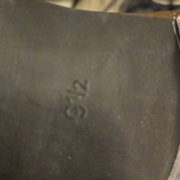 walk with me punch out heeled boots - Picture 5 of 6